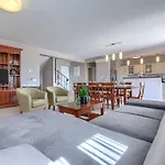Babudri By Interhome Višnjan