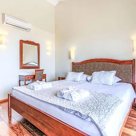 Babudri By Interhome Vila Visnjan