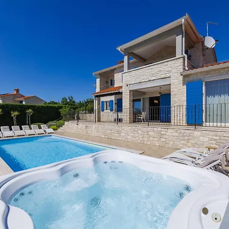 Vila Babudri By Interhome
