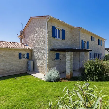 Villa Babudri By Interhome